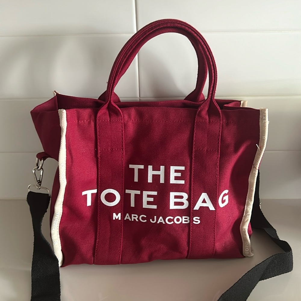 Marc Jacob’s TOTE BAG